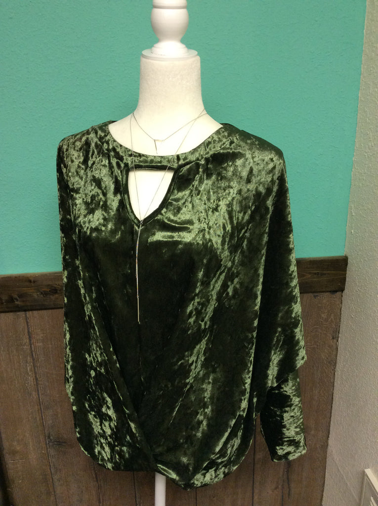 Olive green velvet top – XO Boutique